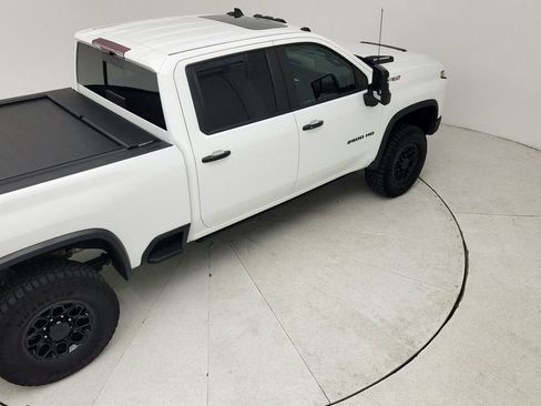 Used 2024 Chevrolet Silverado 2500 ZR2 w/ ZR2 Bison Edition image 40