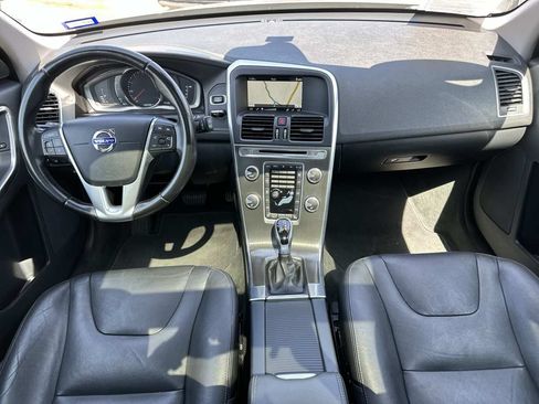 Used 2016 Volvo XC60 T5 Premier w/ Proximity Package FWD image 19