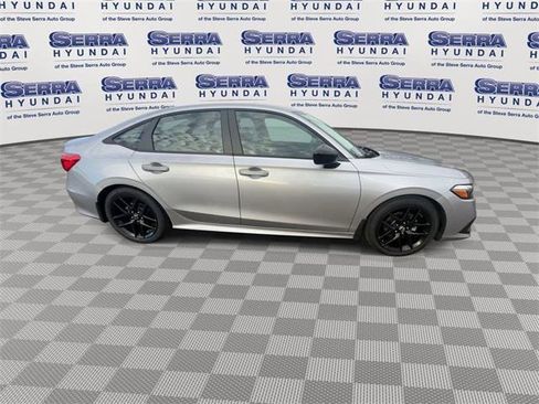 Used 2024 Honda Civic Sport image 9