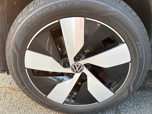 Used 2024 Volkswagen Taos S AWD/4WD image 10