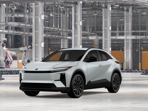 New 2026 Toyota C-HR image 1