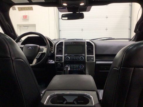 Used 2018 Ford F150 Lariat w/ Equipment Group 502A Luxury AWD/4WD image 14