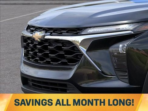 New 2026 Chevrolet Trax LS w/ LS Convenience Package FWD image 13