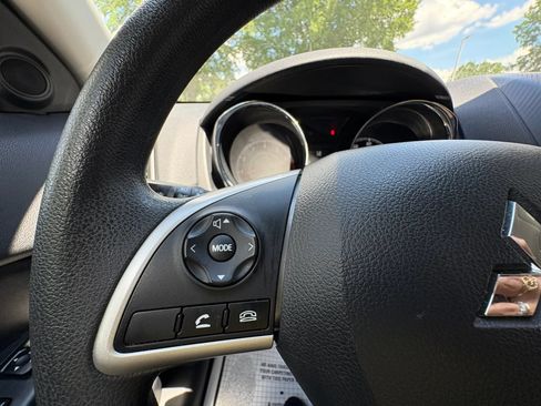 Used 2025 Mitsubishi Outlander Sport AWD image 32