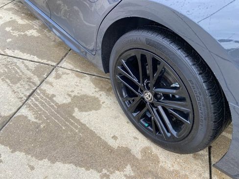 Used 2025 Toyota Camry SE image 29