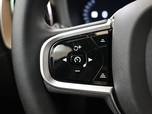 New 2026 Volvo XC60 B5 Plus w/ Climate Package image 26