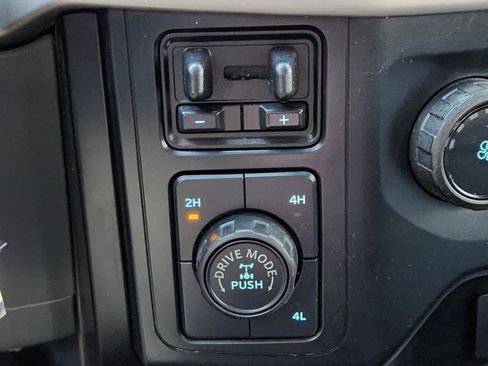 Used 2023 Ford F150 XL w/ Trailer Tow Package image 25