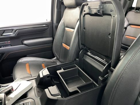 Used 2022 GMC Sierra 1500 AT4 w/ AT4 Premium Package AWD/4WD image 37