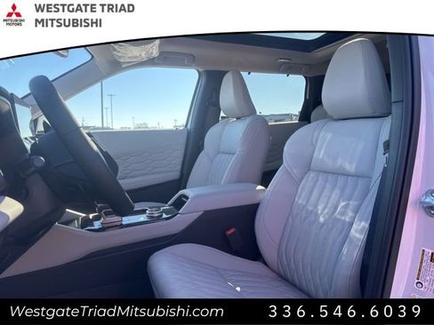 New 2026 Mitsubishi Outlander SEL image 6