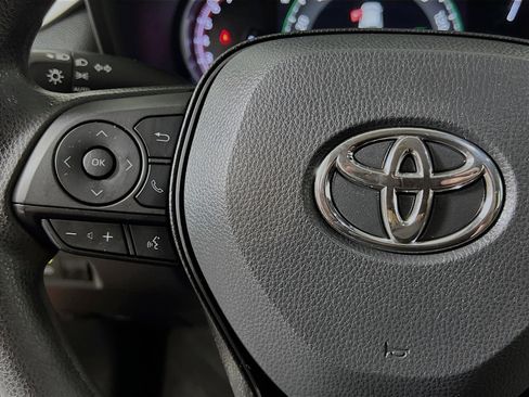Used 2024 Toyota RAV4 XLE FWD image 19