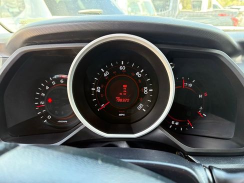 Used 2012 Toyota 4Runner Limited AWD/4WD image 18