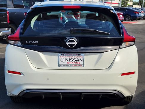 Used 2023 Nissan Leaf S image 30