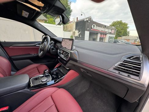 Used 2023 BMW X4 xDrive30i w/ M Sport Package 2 w/ M Sport Package AWD/4WD image 42