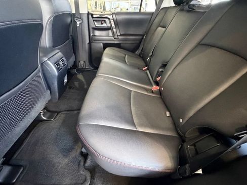 Certified 2021 Toyota 4Runner TRD Off-Road Premium w/ Moonroof Package AWD/4WD image 35