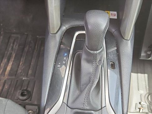 Used 2022 Toyota Corolla Cross LE FWD image 14