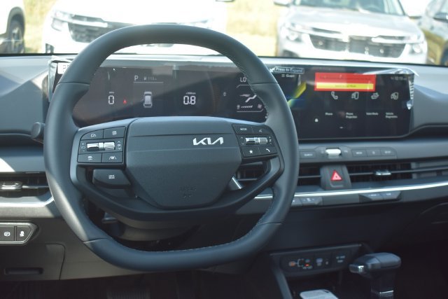 New 2026 Kia K4 EX FWD image 18