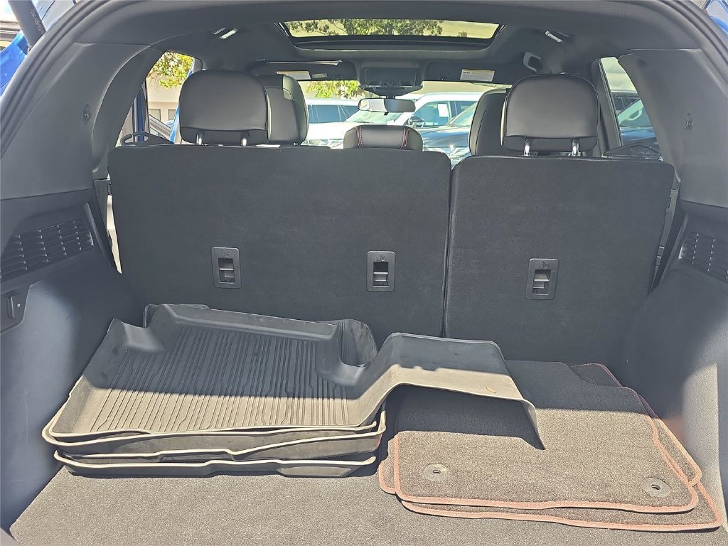 Used 2023 Ford Escape ST-Line w/ Tech Pack #1 FWD image 30