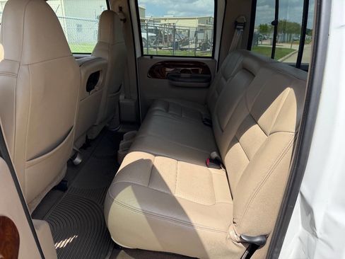 Used 2001 Ford F350 Lariat AWD/4WD image 7