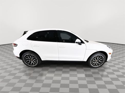 Used 2019 Porsche Macan S AWD/4WD image 5