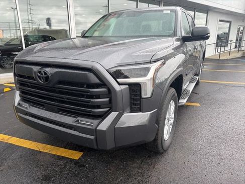 New 2024 Toyota Tundra SR5 w/ SR5 Convenience Package AWD/4WD image 9
