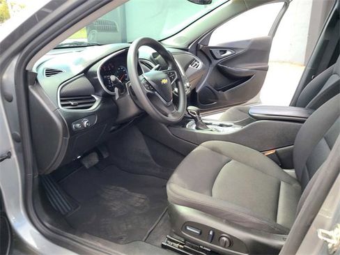 Used 2023 Chevrolet Malibu LT image 13