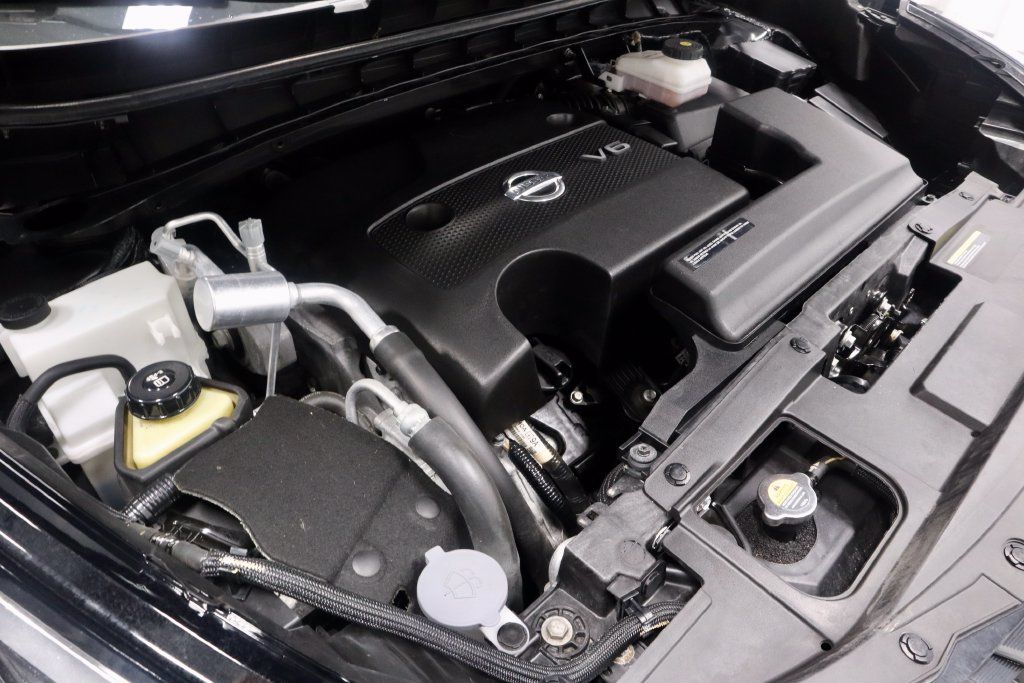 Certified 2024 Nissan Murano SV w/ SV Midnight Edition Package AWD/4WD image 18
