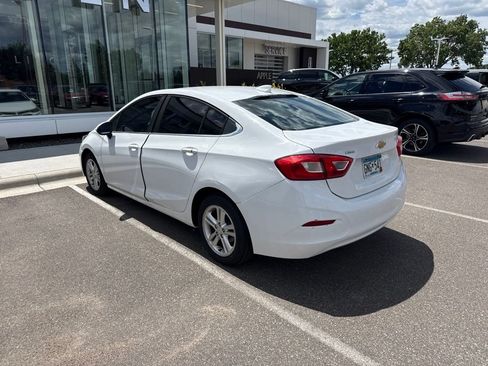 Used 2018 Chevrolet Cruze LT w/ LT Fleet Convenience Package FWD image 6