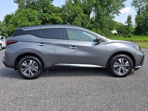 Used 2024 Nissan Murano SV AWD/4WD image 7