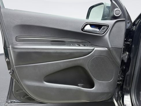 Used 2021 Dodge Durango SXT image 9