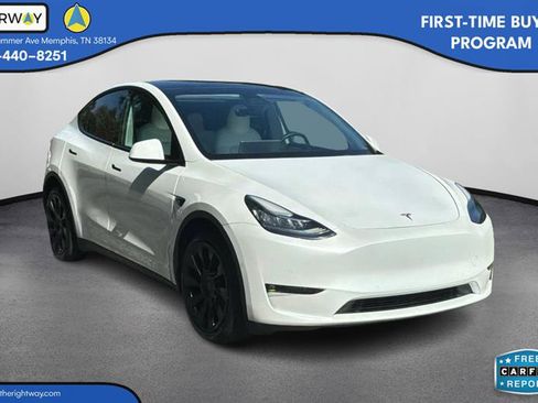 Used 2022 Tesla Model Y Long Range AWD/4WD image 4