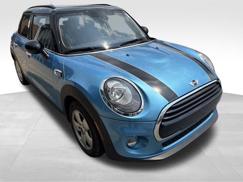 Used 2016 MINI Cooper 4-Door Hardtop FWD image 6