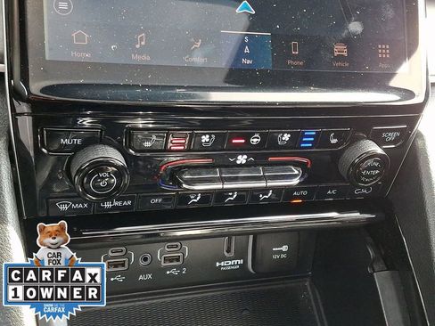 Used 2023 Jeep Grand Cherokee L Limited w/ Luxury Tech Group II image 18