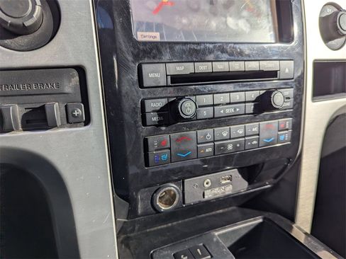 Used 2011 Ford F150 Platinum w/ Max Trailer Tow Pkg image 23