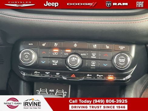 Certified 2024 Dodge Durango GT image 13