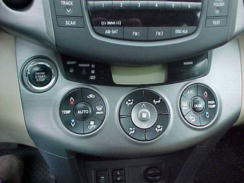 Used 2011 Toyota RAV4 Limited w/ Limited Extra Value Pkg image 26