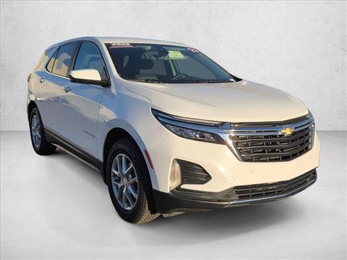 Used 2023 Chevrolet Equinox LT w/ LPO, Floor Liner Package image 3