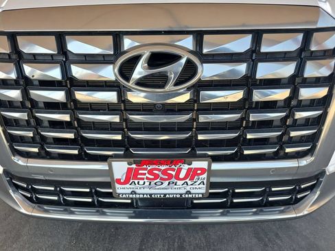 Used 2024 Hyundai Palisade Calligraphy FWD image 32