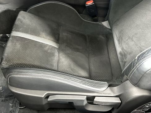 Used 2023 Toyota GR86 Premium w/ ALL Weather Mat Package (TMS) image 16