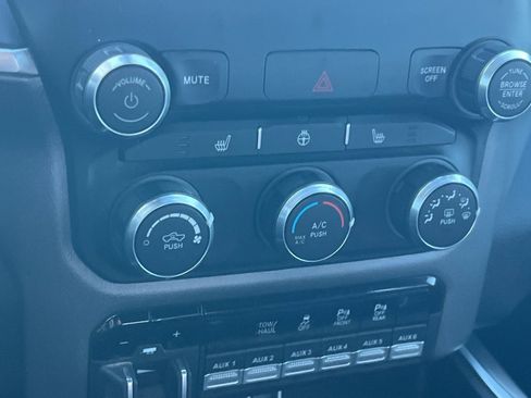 Used 2021 RAM 2500 Big Horn w/ Level 1 Equipment Group image 19