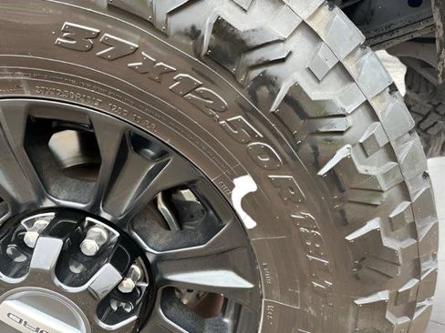 Used 2022 Ford F250 Lariat w/ Tremor Off-Road Package image 13