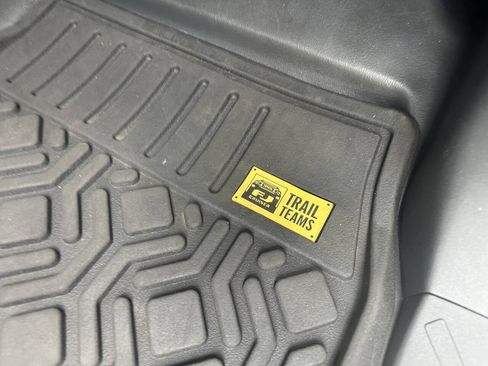 Used 2008 Toyota FJ Cruiser 4WD image 16