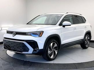New 2026 Volkswagen Taos SE AWD/4WD video 1