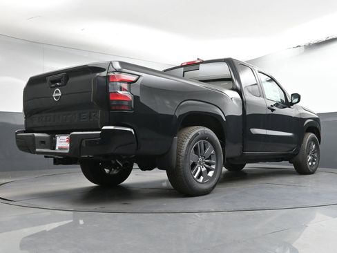 New 2025 Nissan Frontier SV w/ SV Convenience Package RWD image 25