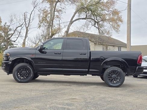 New 2026 RAM 2500 Limited image 33