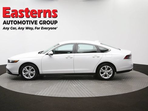 Used 2025 Honda Accord LX image 55
