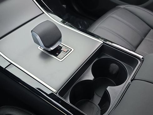 New 2026 Land Rover Range Rover Evoque S AWD/4WD image 25