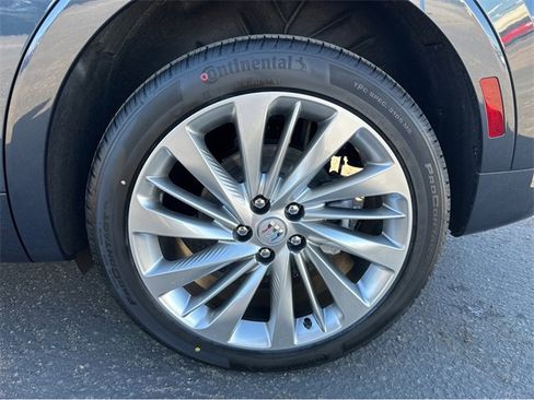 New 2026 Buick Envision Avenir image 9