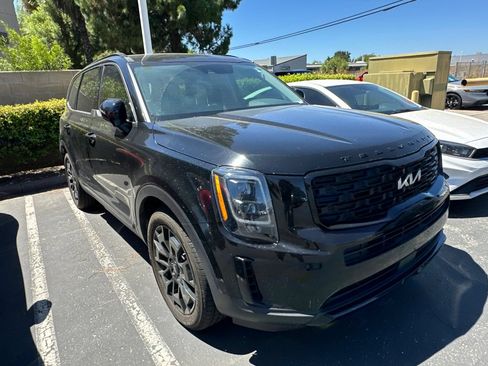 Used 2022 Kia Telluride EX w/ EX Premium Package AWD/4WD image 2