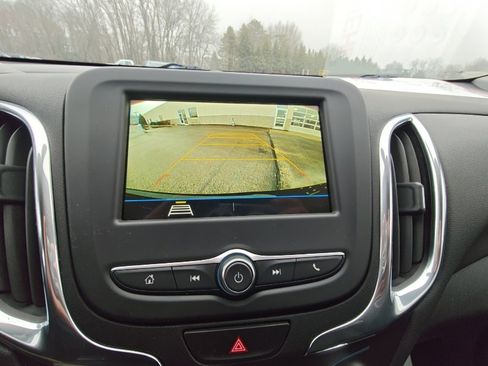 Used 2019 Chevrolet Equinox LT image 28