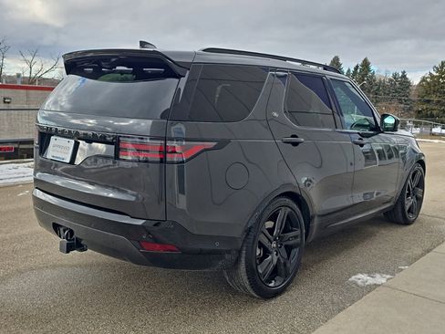 Certified 2025 Land Rover Discovery Dynamic SE image 5